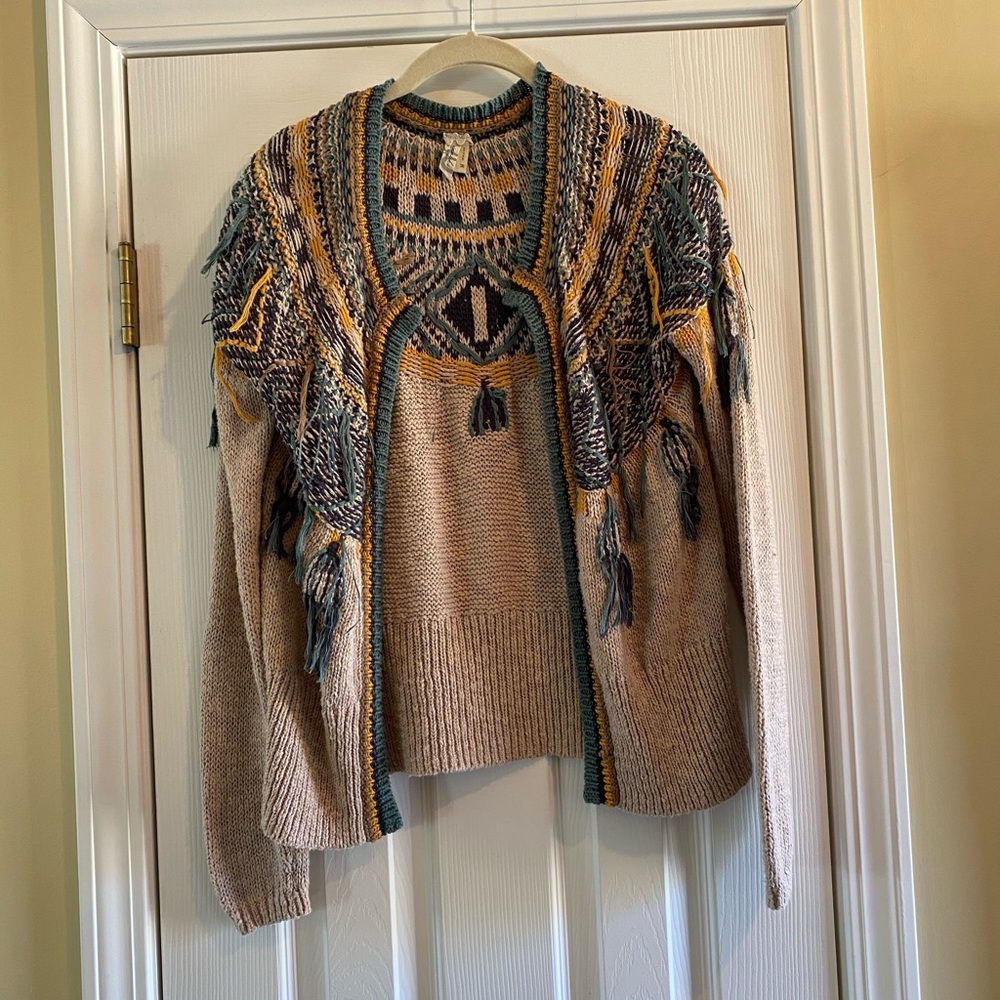 Buckle BKE Tassel Sweater